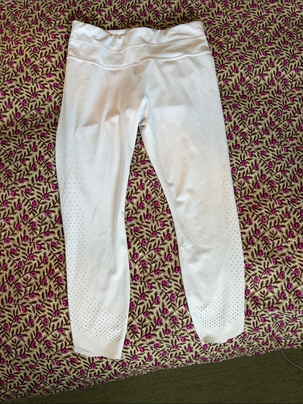 Athleta Laser Cut Cropped Leggings size L